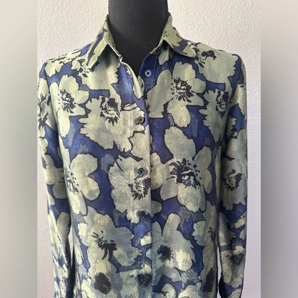 BANANA REPUBLIC Dillon Floral Silky Blouse Button Down Front XS Blue Green - Picture 5 of 9